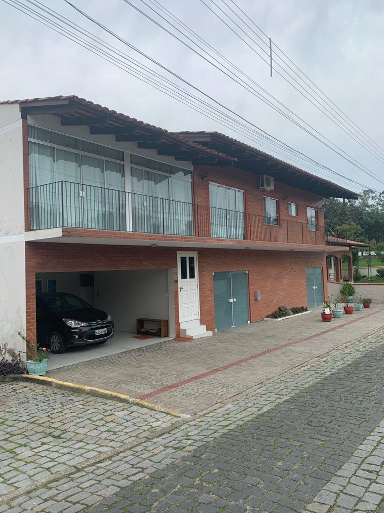 Casa 2 Quartos 1 Suite em Rua sem saída